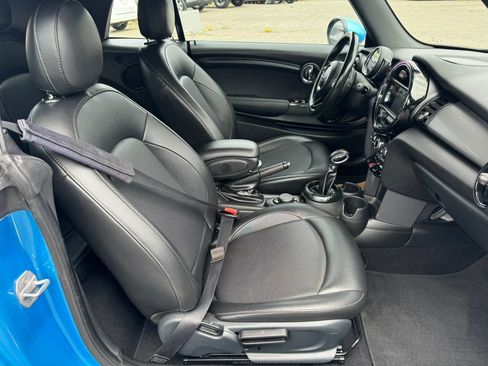 Used 2019 MINI Cooper Convertible FWD image 12