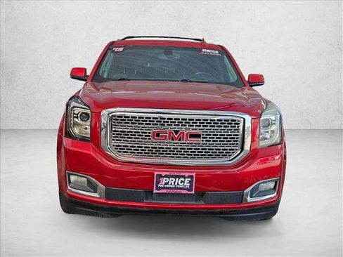 Used 2015 GMC Yukon XL SLE w/ Convenience Package RWD image 2