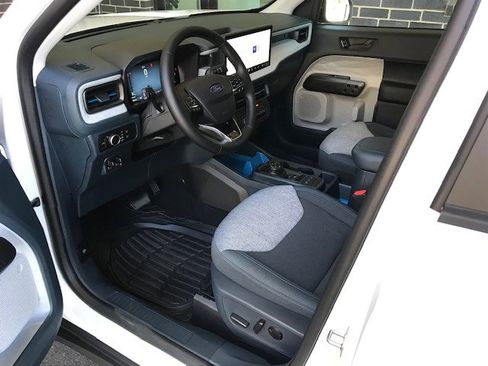 Used 2026 Ford Maverick XLT w/ XLT Luxury Package AWD/4WD image 5