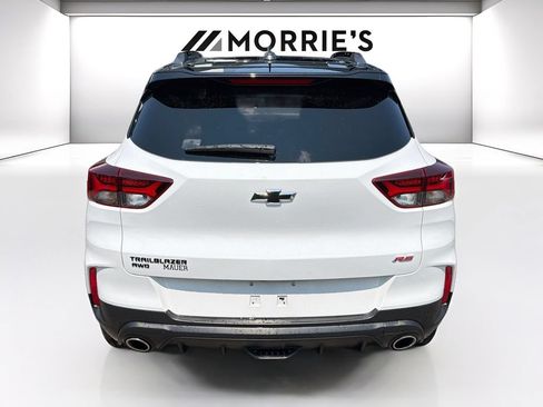 Used 2023 Chevrolet TrailBlazer RS w/ Sun and Liftgate Package AWD/4WD image 6