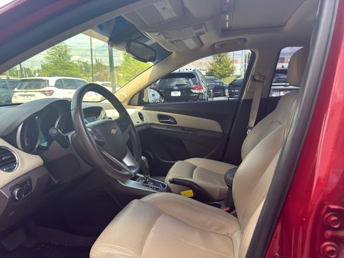 Used 2011 Chevrolet Cruze LT FWD image 9