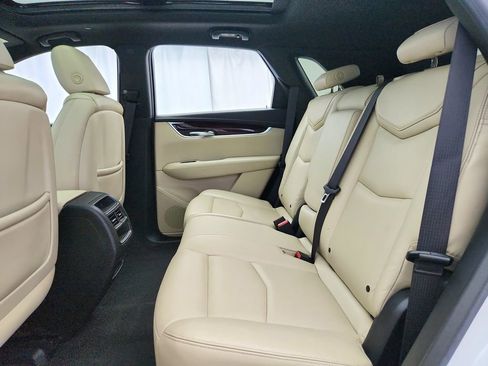 Used 2017 Cadillac XT5 Luxury AWD/4WD image 28