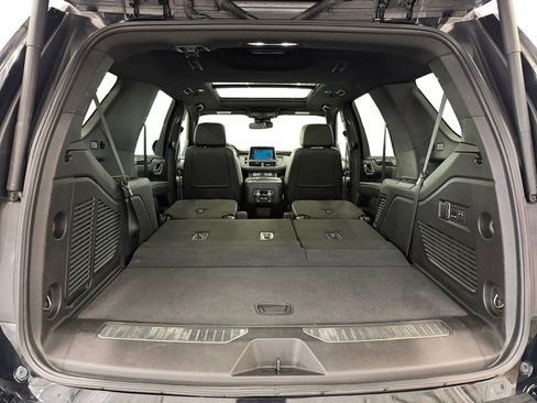 Used 2023 GMC Yukon AT4 w/ Max Trailering Package AWD/4WD image 31