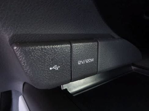 Used 2024 Toyota Camry SE w/ Cold Weather Package FWD image 21