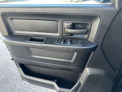 Used 2018 RAM 1500 Express w/ Black Ram 1500 Express Group image 26