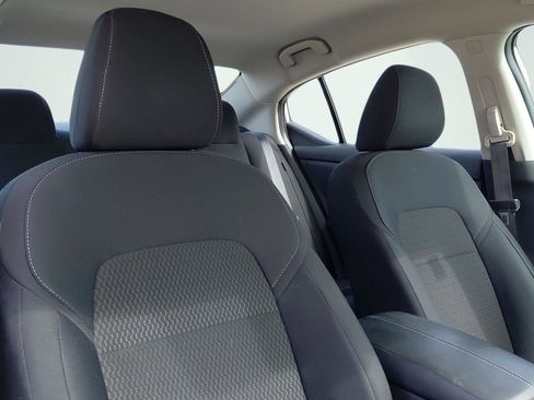 Used 2022 Nissan Sentra S FWD image 11