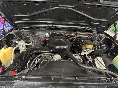 Used 1991 GMC Jimmy 4WD image 16