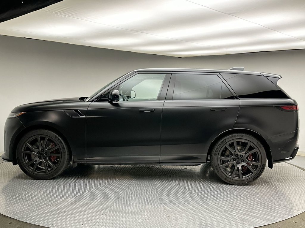 New 2027 Land Rover Range Rover Sport SV AWD/4WD image 2
