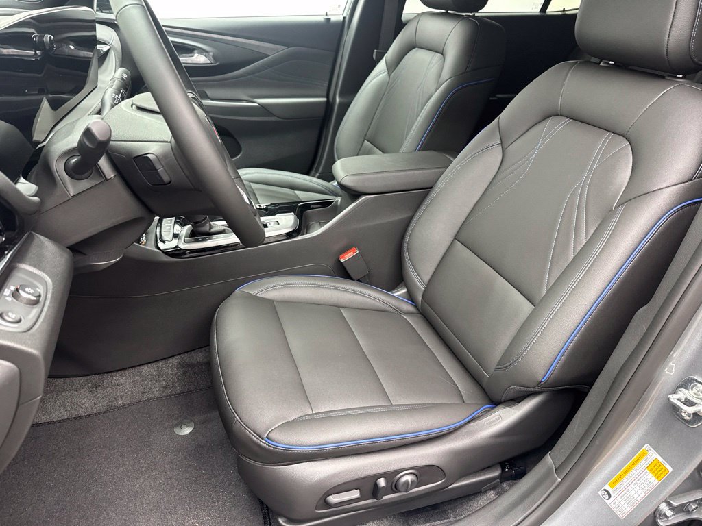 New 2026 Buick Envista Sport Touring w/ Convenience I Package FWD image 8