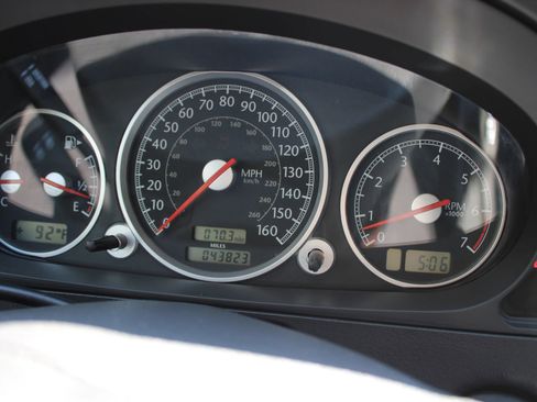 Used 2006 Chrysler Crossfire Limited RWD image 8
