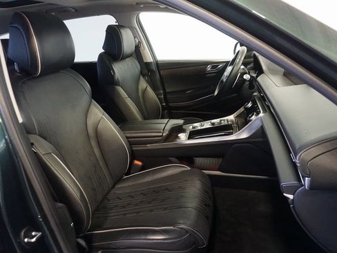 Used 2023 Genesis GV80 2.5T w/ Prestige Package image 28