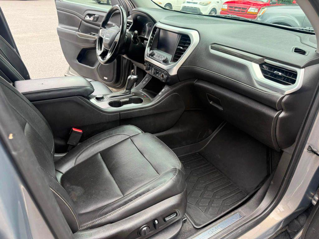 Used 2019 GMC Acadia SLT FWD image 24