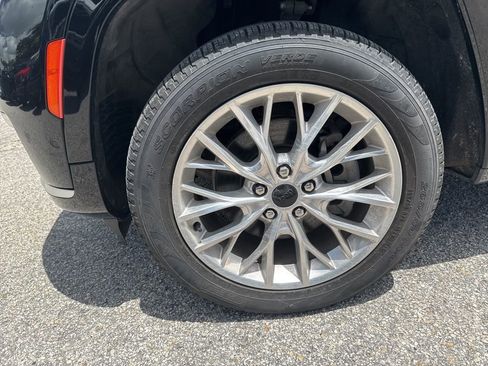 Certified 2021 Jeep Grand Cherokee L Summit w/ Trailer Tow Package image 14