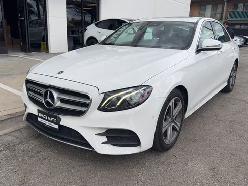 Used 2018 Mercedes-Benz E 300 image 1