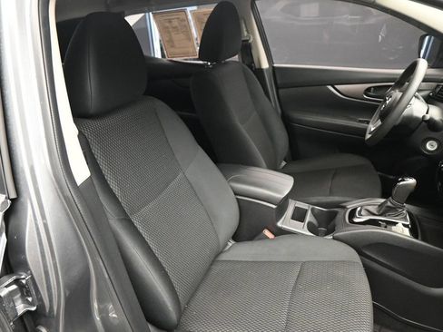 Used 2022 Nissan Rogue Sport S FWD image 16
