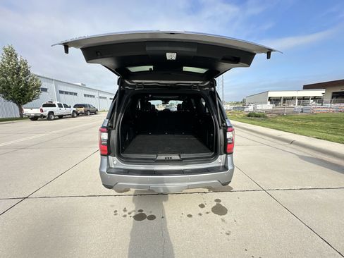 Used 2021 Ford Expedition Max Limited AWD/4WD image 26