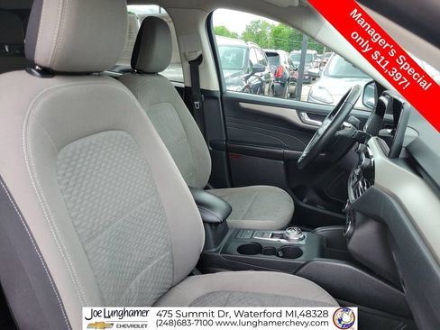 Used 2021 Ford Escape SE w/ Cold Weather Package FWD image 27