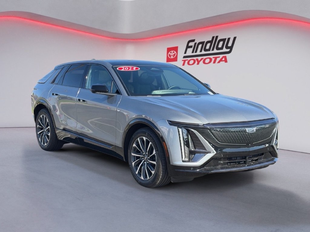 Used 2024 Cadillac Lyriq Sport AWD/4WD image 4