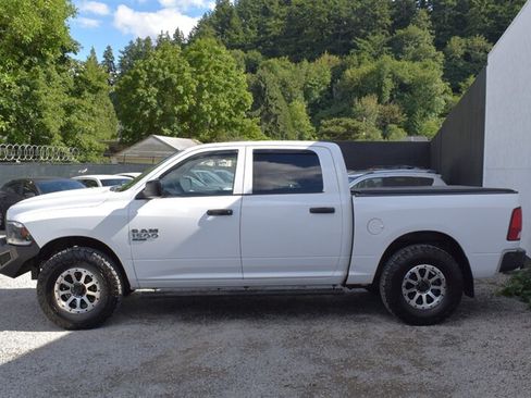 Used 2019 RAM 1500 Tradesman w/ Tradesman SXT Package AWD/4WD image 9