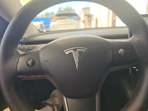 Used 2023 Tesla Model 3 Long Range AWD/4WD image 5