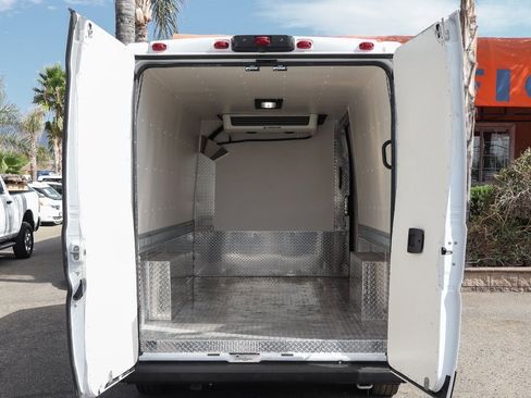Used 2025 RAM ProMaster 3500 w/ Convenience Group image 8