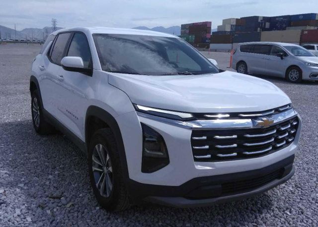 Used 2026 Chevrolet Equinox LT FWD image 5