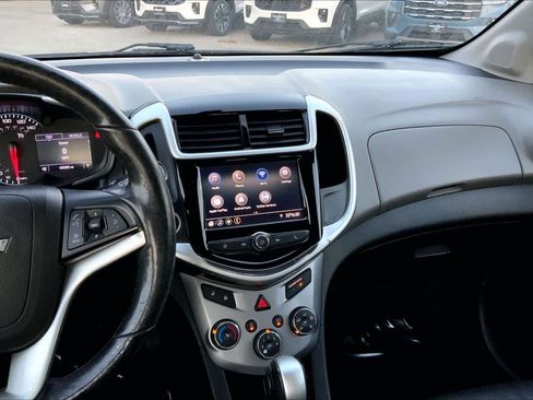 Used 2020 Chevrolet Sonic Premier image 5