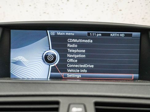 Used 2011 BMW 1 Series M image 17