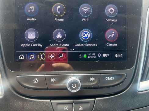Used 2024 Chevrolet Malibu LT FWD image 16