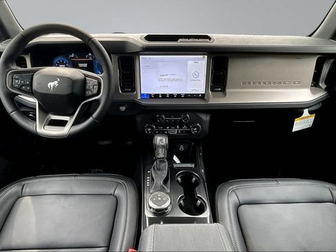 New 2026 Ford Bronco Outer Banks AWD/4WD image 5