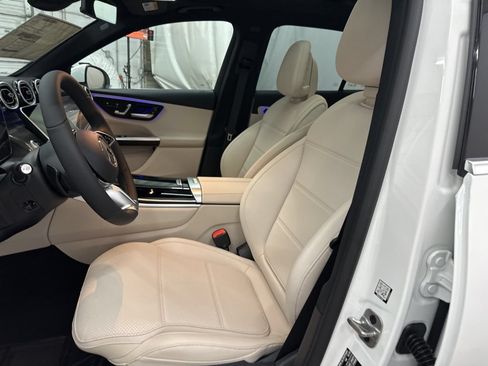 Certified 2026 Mercedes-Benz GLC 300 image 18