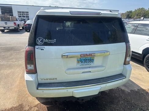 Used 2016 GMC Yukon Denali w/ Open Road Package image 5