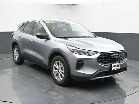 Used 2024 Ford Escape Active AWD/4WD image 6