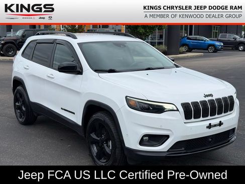 Certified 2023 Jeep Cherokee Altitude Lux AWD/4WD image 1