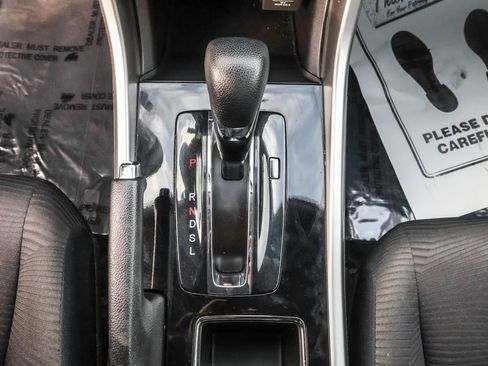 Used 2016 Honda Accord LX image 22