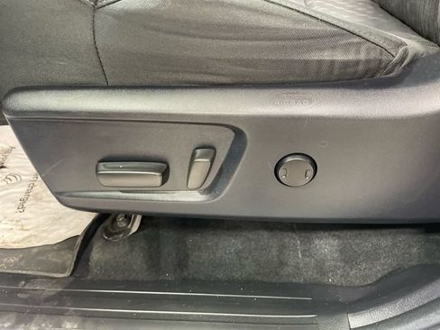 Used 2021 Toyota Tundra SR5 AWD/4WD image 13