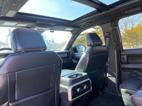 Certified 2022 Ford Expedition Limited image 26