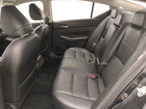 Used 2019 Nissan Altima 2.5 SL FWD image 18