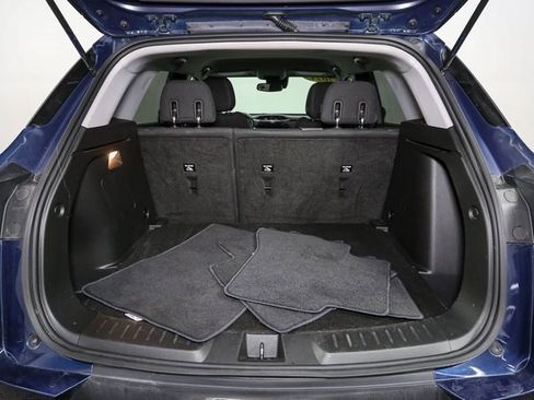 Used 2021 Chevrolet TrailBlazer LT w/ Convenience Package image 11