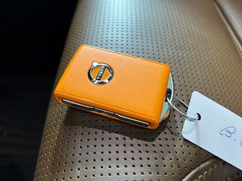 Used 2022 Volvo XC90 T6 Inscription image 27