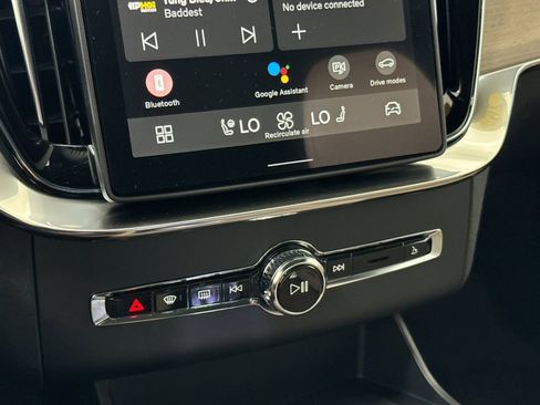 New 2026 Volvo XC90 B6 Ultra w/ Lounge Package image 21