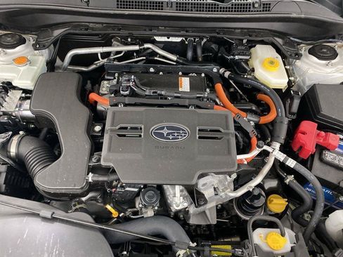 Used 2025 Subaru Forester Limited AWD/4WD image 32