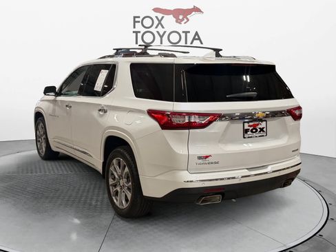 Used 2020 Chevrolet Traverse Premier FWD image 4