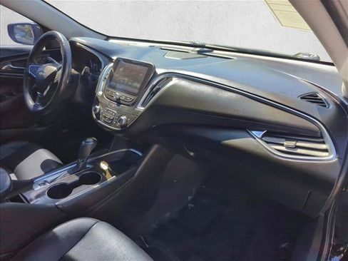 Used 2017 Chevrolet Malibu Premier w/ Premier Sun and Wheel Package FWD image 30