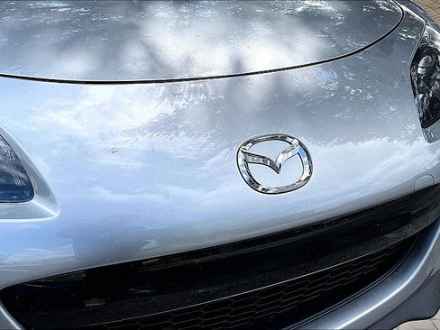 Used 2015 MAZDA MX-5 Miata Club RWD image 21