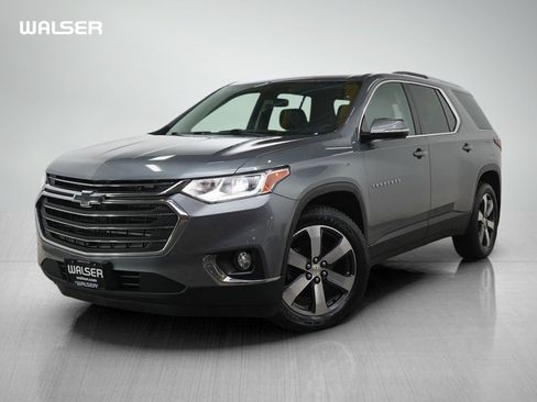 Used 2018 Chevrolet Traverse LT AWD/4WD image 1