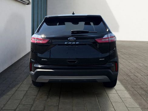 Used 2024 Ford Edge SEL w/ Convenience Package AWD/4WD image 4