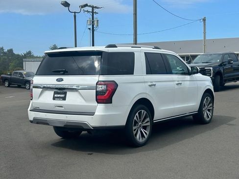 Used 2020 Ford Expedition Limited w/ Equipment Group 302A AWD/4WD image 7