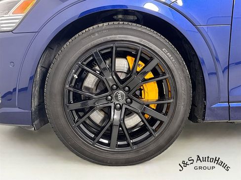 Used 2022 Audi e-tron Chronos w/ Chronos Package image 39