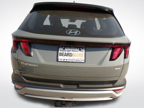 Certified 2025 Hyundai Tucson SE AWD/4WD image 3